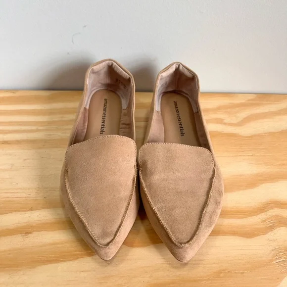 Amazon Essentials Tan Beige Suede Leather Women’s Flats‎ 7 - Picture 2 of 9